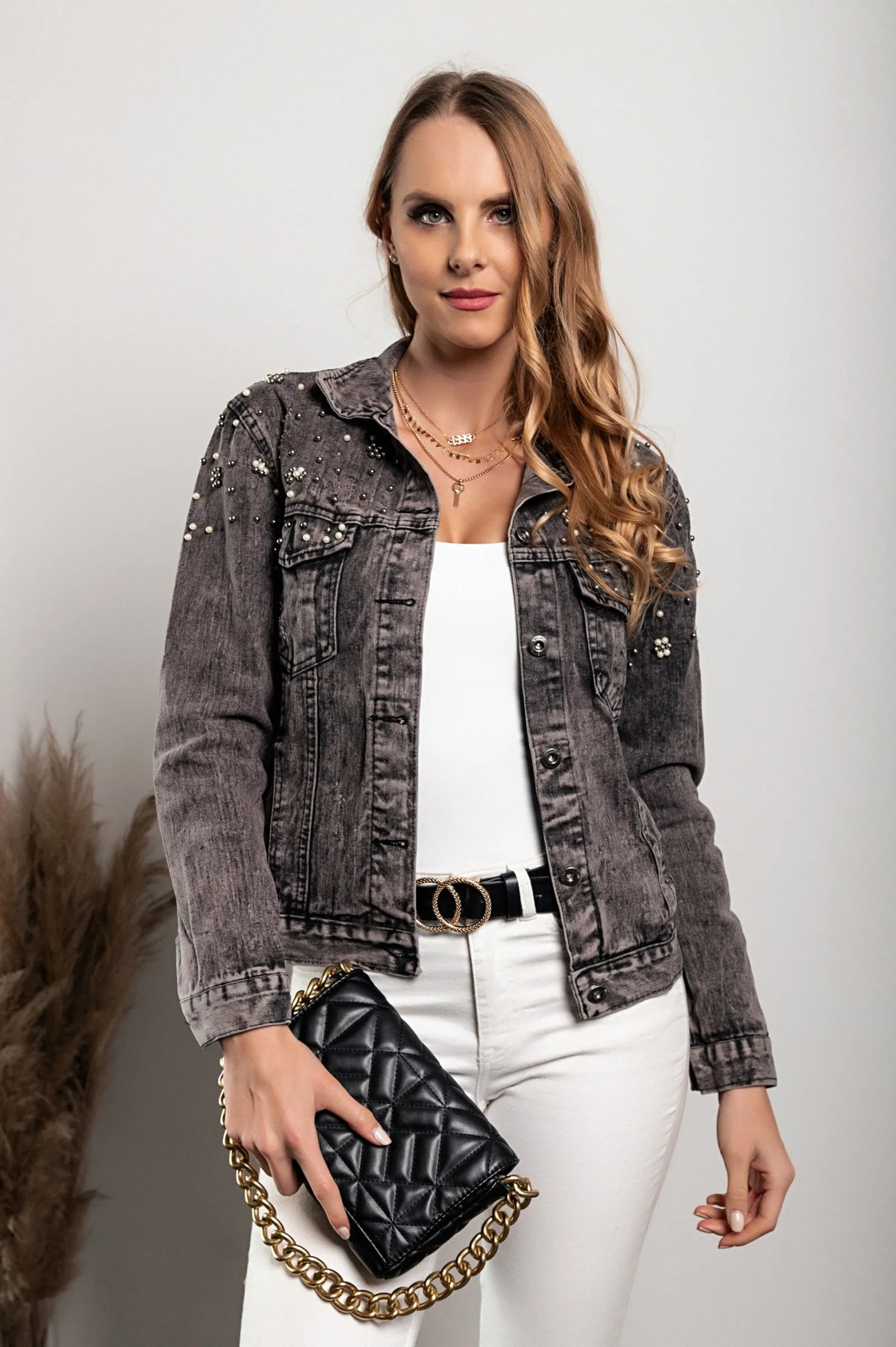 Jeans jakna z razporki  in perlicami Limoncina, črna