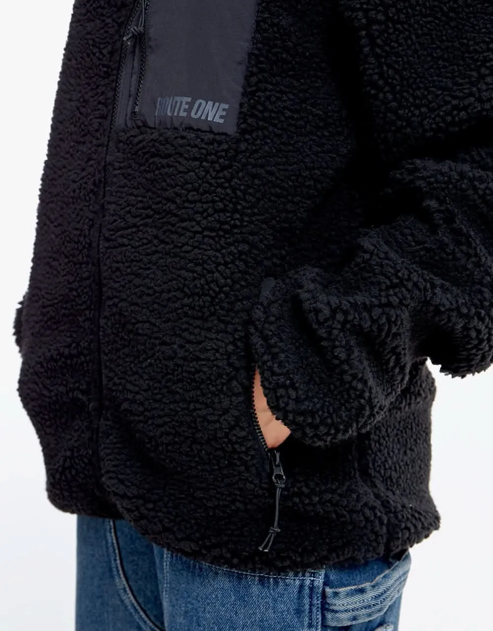 Route One Sharwa Fleece - Black