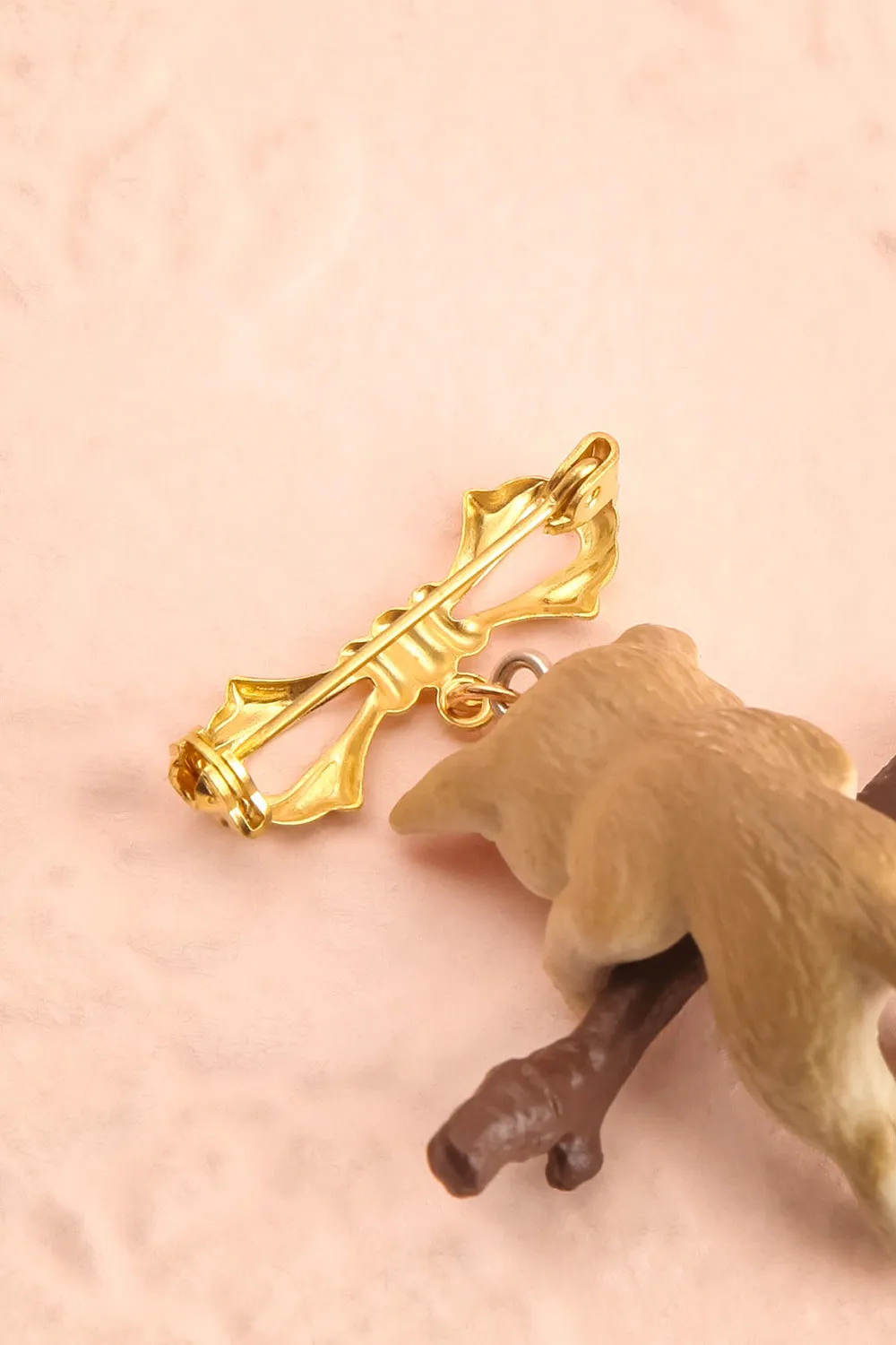 Yataki | Brooch w/ Kitten Charm